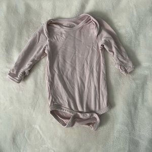 Kyte BABY Newborn bodysuit EUC